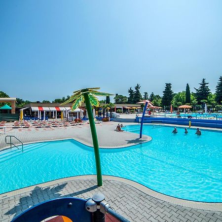 Baia Holiday Gasparina Castelnuovo del Garda Exterior foto