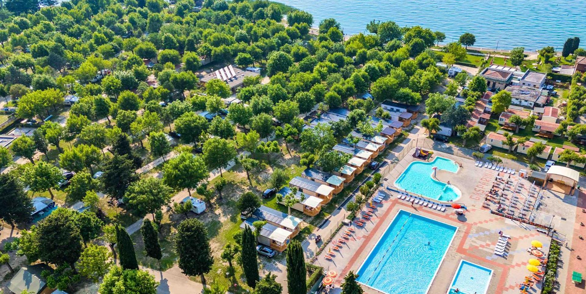 Baia Holiday Gasparina Castelnuovo del Garda Exterior foto